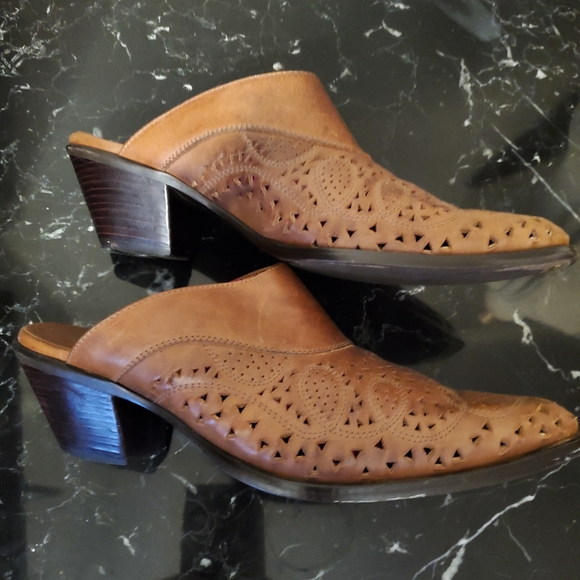 Brown Western Durango Leather Slip On Mules - Picture 3 of 9